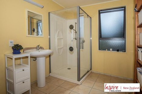 Photo of property in 224 Massey Road, Waipu, 0582