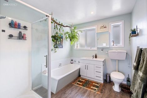 Photo of property in 121a Opawa Road, Opawa, Christchurch, 8023