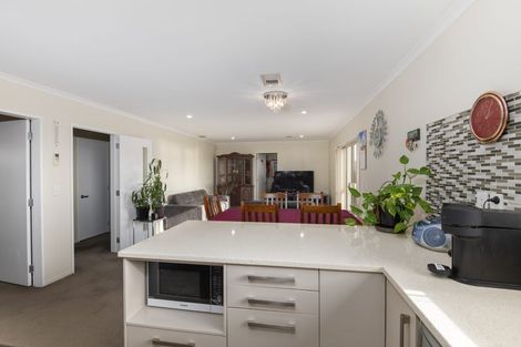 Photo of property in 243 Mark Avenue, Grenada Village, Wellington, 6037