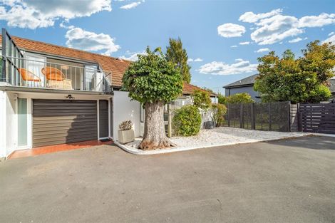 Photo of property in 2/501 Ilam Road, Bryndwr, Christchurch, 8052