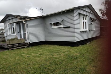 Photo of property in 3 Clyde Street, Levin, 5510