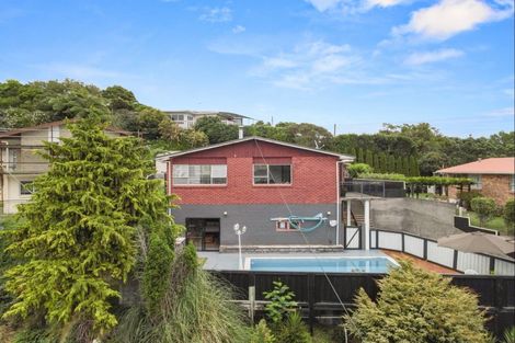 Photo of property in 46 Seaview Road, Marfell, New Plymouth, 4310