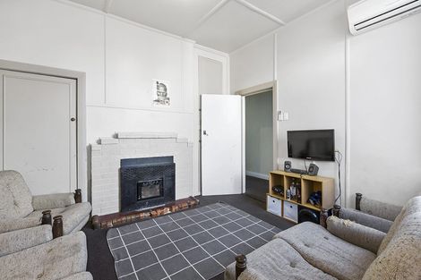 Photo of property in 824 Cumberland Street, North Dunedin, Dunedin, 9016