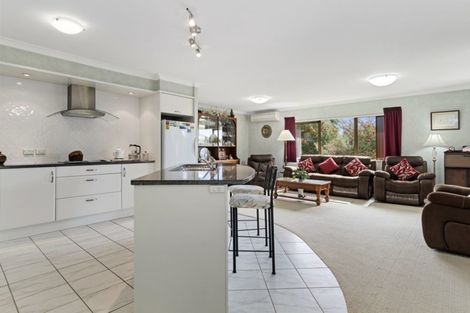 Photo of property in 15 Holyoake Terrace, Omokoroa, 3114