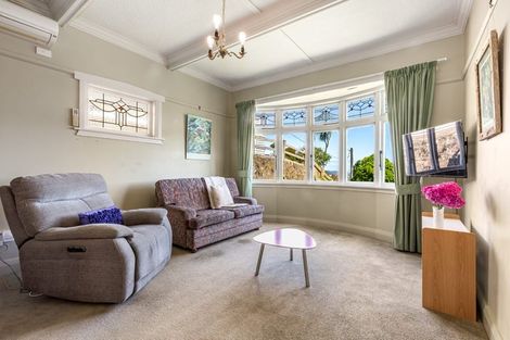 Photo of property in 42 Pembroke Road, Northland, Wellington, 6012