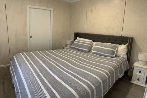 Photo of property in 16 Springtime Crescent, Stanmore Bay, Whangaparaoa, 0932