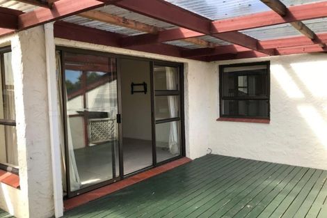 Photo of property in 8 Win Grove, Hatfields Beach, Orewa, 0931