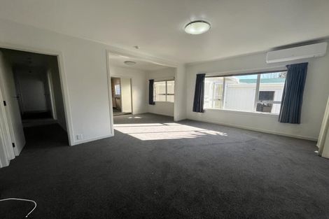 Photo of property in 13 Abel Tasman Avenue, Henderson, Auckland, 0610