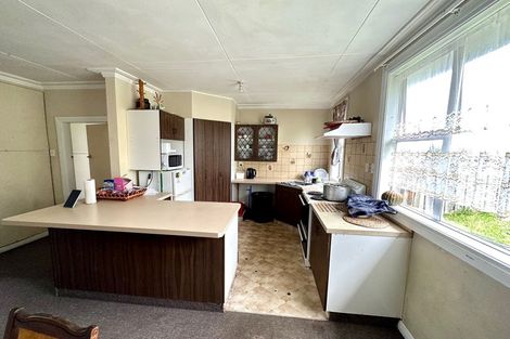 Photo of property in 44 Lowestoft Street, Balclutha, 9230