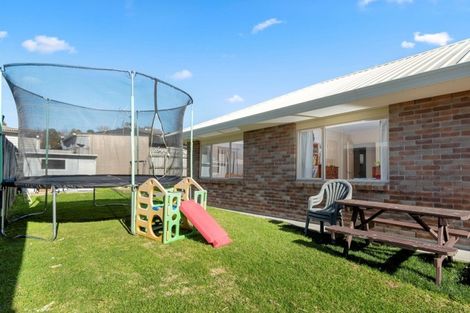 Photo of property in 4b Queen Road, Bellevue, Tauranga, 3110