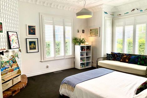 Photo of property in 23 Cheltenham Road, Devonport, Auckland, 0624