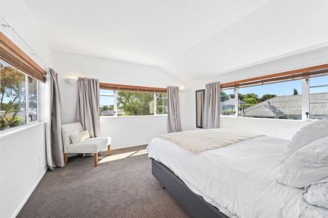 Photo of property in 139 Wilsons Road, Saint Martins, Christchurch, 8022