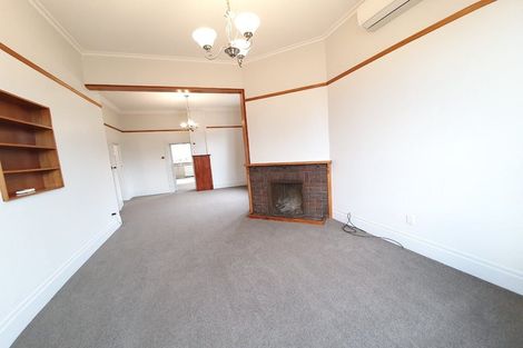 Photo of property in 38 Knowles Street, Terrace End, Palmerston North, 4410