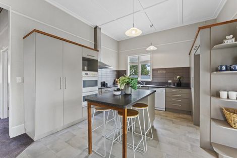 Photo of property in 68 East Street, Feilding, 4702