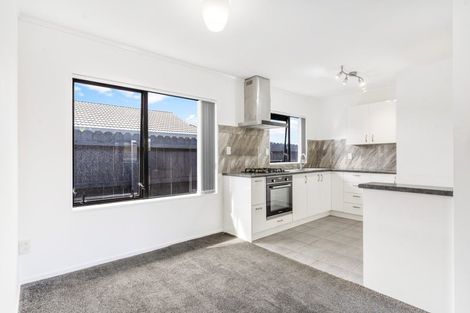 Photo of property in 9 Horlicks Place, Randwick Park, Auckland, 2105