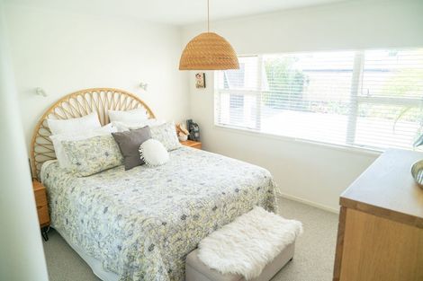 Photo of property in 8 Linklater Avenue, Bellevue, Tauranga, 3110