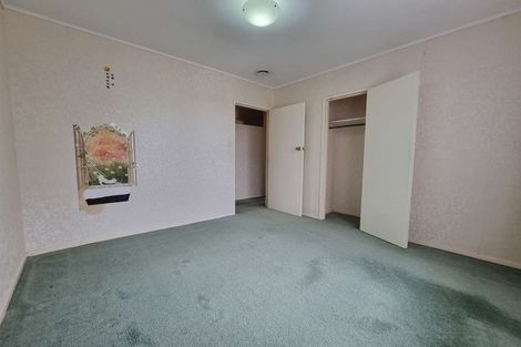 Photo of property in 116 Sturges Road, Henderson, Auckland, 0612