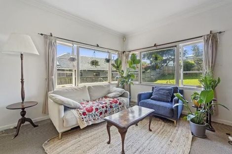 Photo of property in 4 Alloway Street, Westgate, Auckland, 0614
