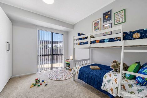 Photo of property in 1/19 Bernina Place, Weymouth, Auckland, 2103