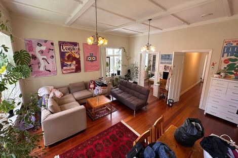 Photo of property in 1/17 Clifton Terrace, Kelburn, Wellington, 6012