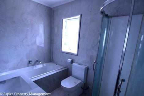 Photo of property in 19a Lynden Avenue, Hillcrest, Auckland, 0627