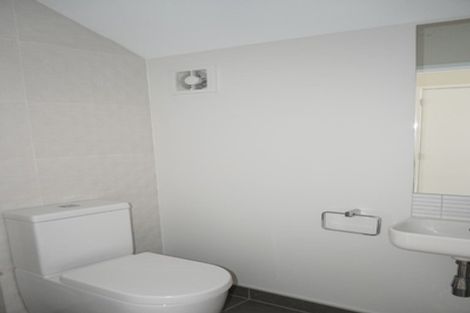 Photo of property in 16 Wai Place, Westgate, Auckland, 0614