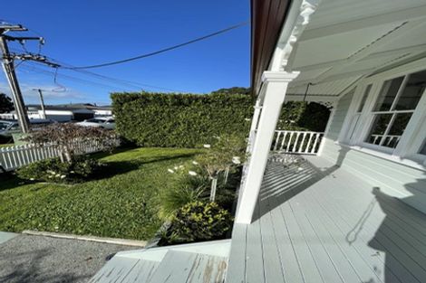 Photo of property in 12 Richmond Avenue, Northcote Point, Auckland, 0627