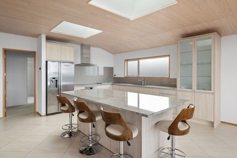 Photo of property in 69 Omokoroa Road, Omokoroa, 3114