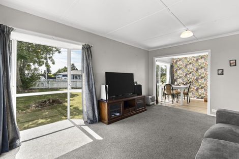 Photo of property in 43 Woodleigh Street, Frankleigh Park, New Plymouth, 4310