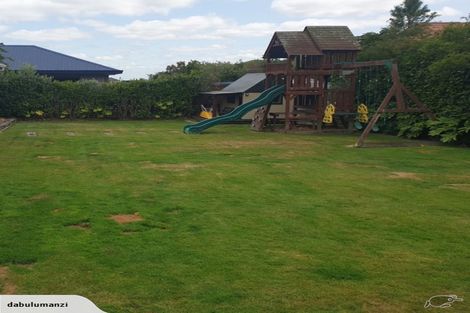 Photo of property in 153 Ruapehu Drive, Fitzherbert, Palmerston North, 4410