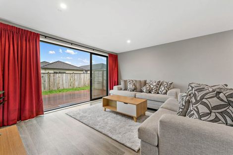 Photo of property in 6 Maxwell Road, Pukekohe, 2120