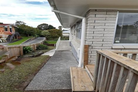 Photo of property in 1/26 Abercrombie Street, Howick, Auckland, 2014