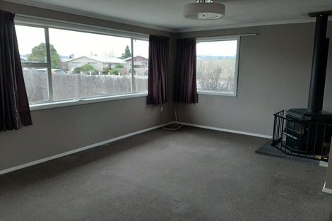 Photo of property in 9 Campbell Street, Alexandra, 9320