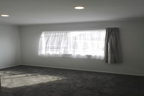 Photo of property in 73 Triangle Road, Massey, Auckland, 0614