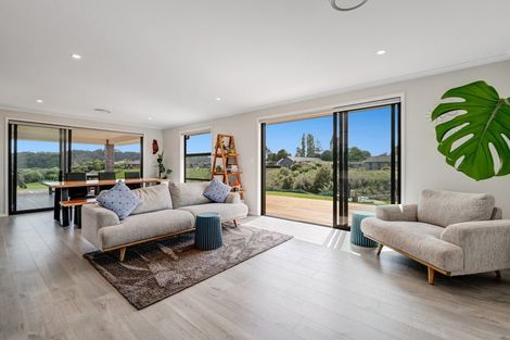 Photo of property in 22 Awatiro Drive, Kaukapakapa, 0871