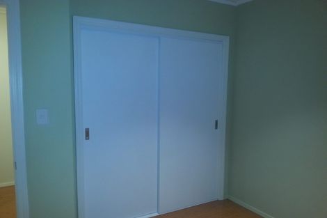 Photo of property in 5 Saddleback Rise, Murrays Bay, Auckland, 0630