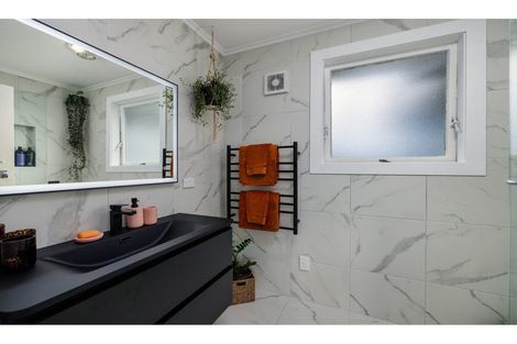 Photo of property in 16 Poplar Lane, Kerikeri, 0293