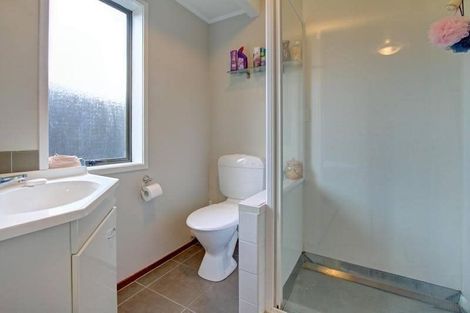 Photo of property in 36 Frank Evans Place, Henderson, Auckland, 0610