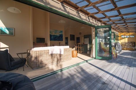 Photo of property in 5 Fabrin Street, Foxton Beach, Foxton, 4815