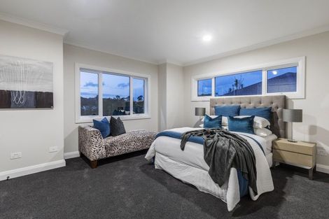 Photo of property in 11 Henry Blyth Lane, Greenhithe, Auckland, 0632