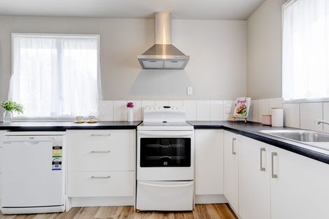 Photo of property in 17a Trevor Hosken Drive, Wiri, Auckland, 2104