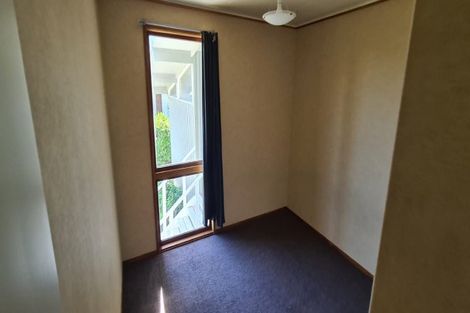 Photo of property in 4 Mahia Place, Kelvin Grove, Palmerston North, 4414