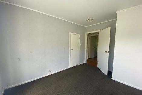 Photo of property in 70 Eskdale Road, Birkdale, Auckland, 0626