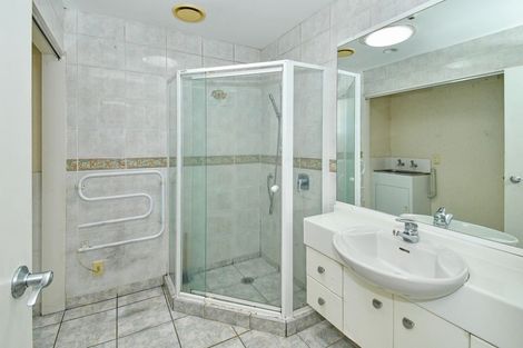 Photo of property in 11/77 Saint George Street, Papatoetoe, Auckland, 2025