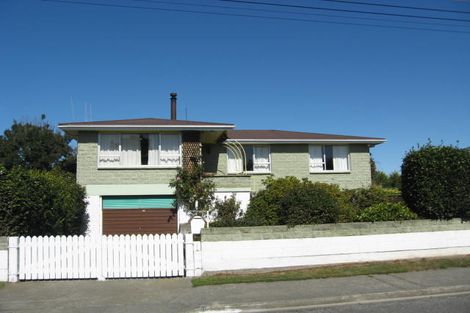 Photo of property in 27 Saint Leonards Road, Temuka, 7920