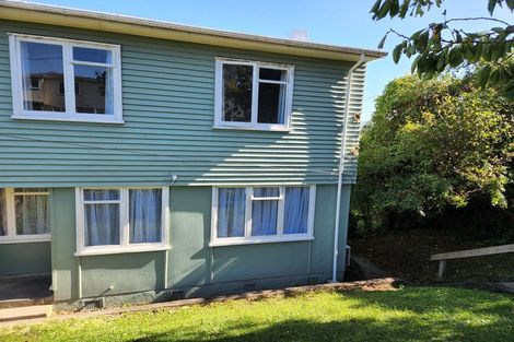 Photo of property in 78-80 Hereford Street, Cannons Creek, Porirua, 5024