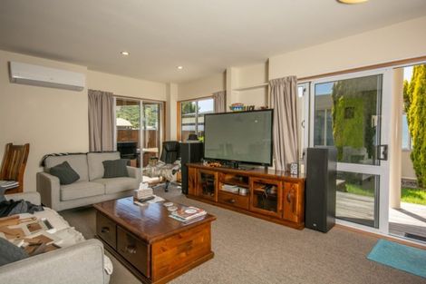 Photo of property in 27a Beach Road, Waikawa, Picton, 7220