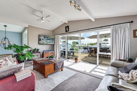 Photo of property in 23 Holloway Place, Forest Lake, Hamilton, 3200