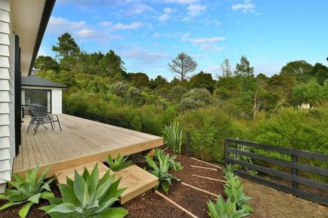 Photo of property in 9 Pheasant Close, Stanmore Bay, Whangaparaoa, 0932