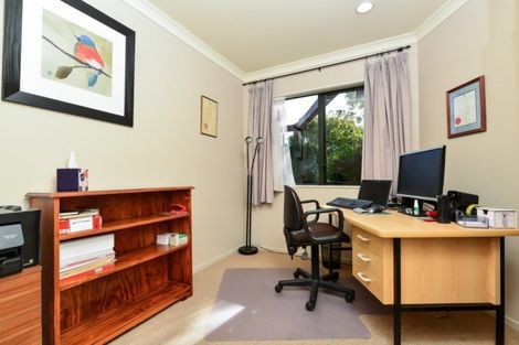 Photo of property in 1 Limousin Place, Grandview Heights, Hamilton, 3200